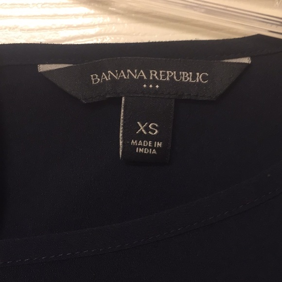 FINAL SALE Banana Republic Top, 3/4 Flared Sleeves - Picture 2 of 3